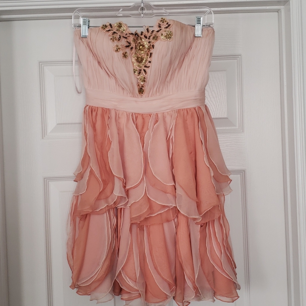 Forever Unique peach prom dress - size 6